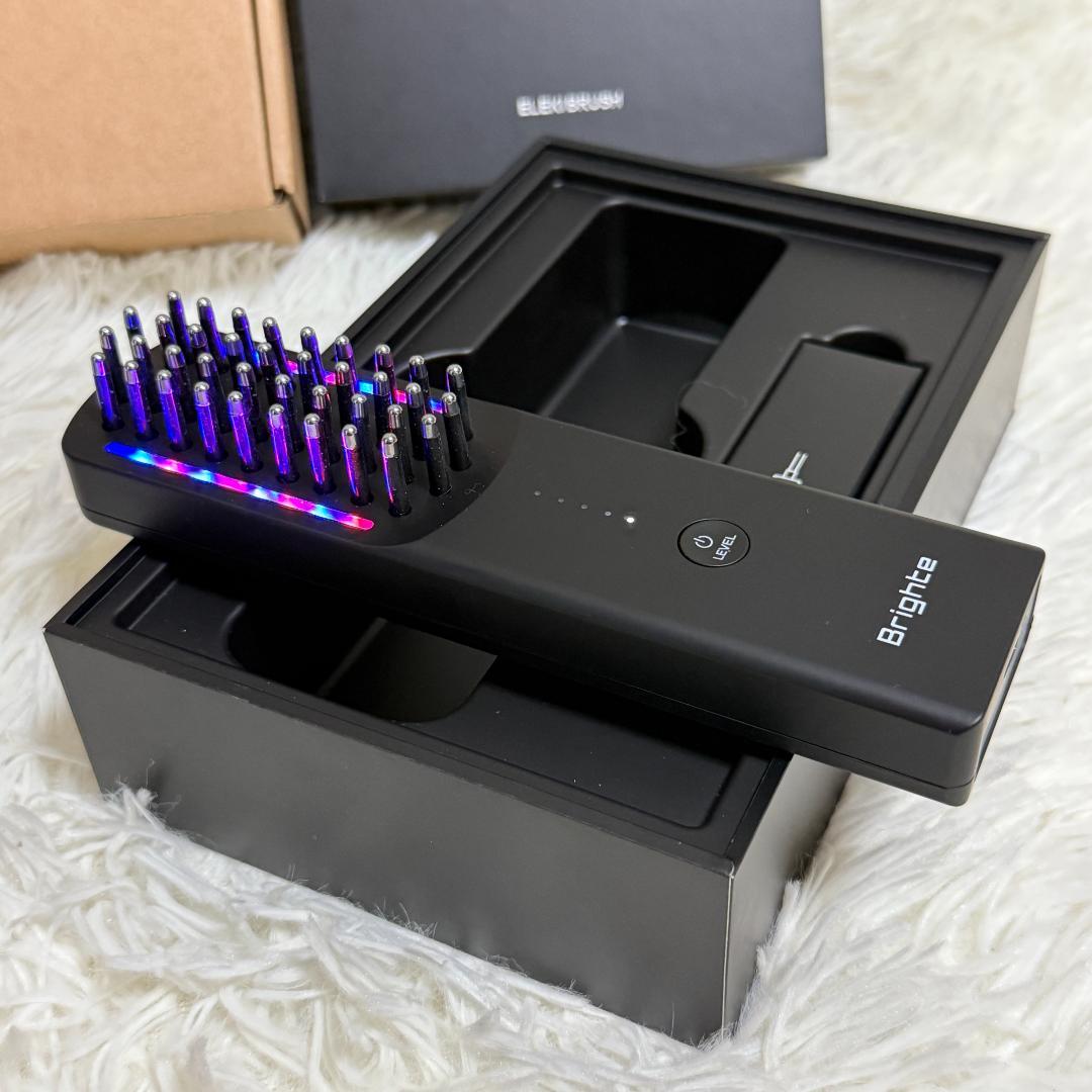 ほぼ未使用✨ おまけ付 ELEKIBRUSH ブライト エレキブラシ 美顔器