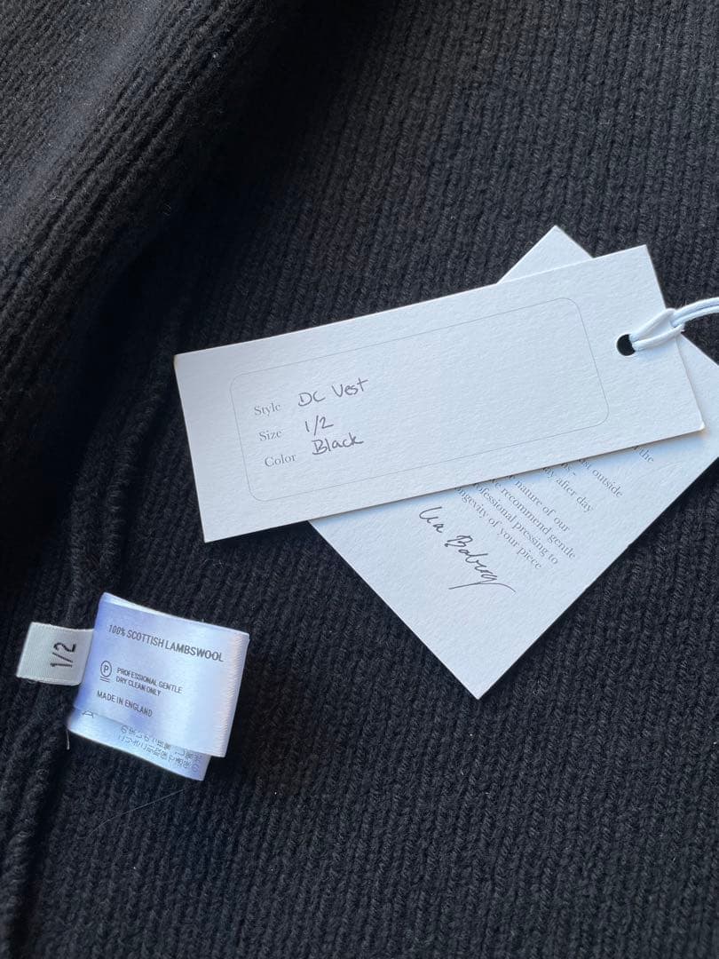 新品 lea boberg ベスト GABRIELA COLL GARMENTS