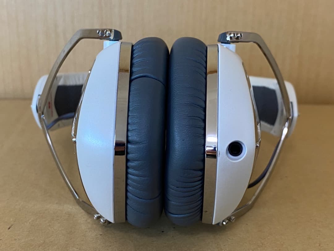 ヘッドホン v-moda crossfade LP(パールホワイト) 中古