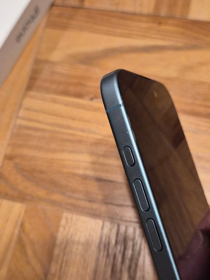 iPhone16 ティール本体　128GB