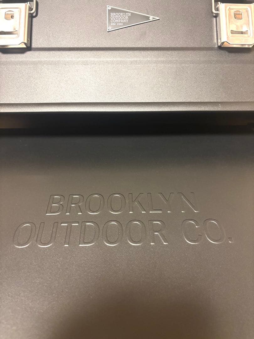 ブルックリンアウトドアカンパニー　アルミコンテナ　ブラックMサイズ　2個セット