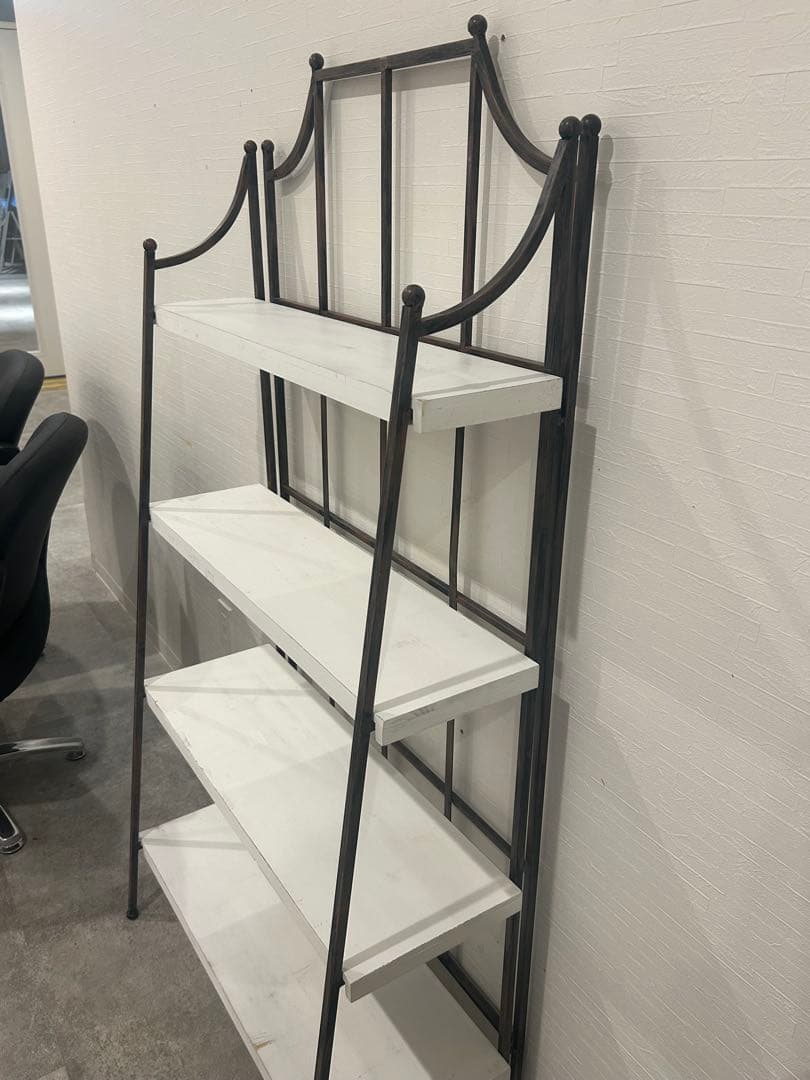 横浜市内送料無料☆引取も可☆シェルフ 棚 店舗☆雑貨店など アンティーク風☆