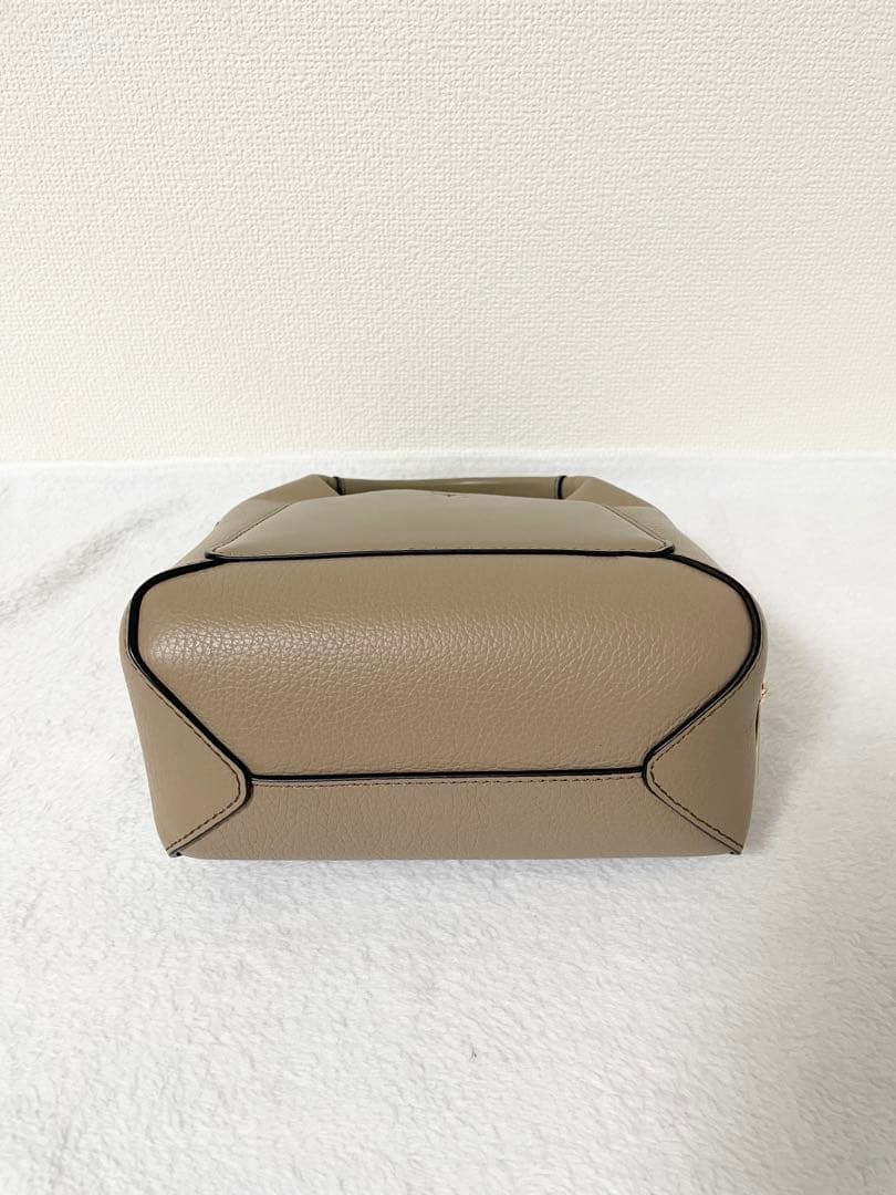 【美品】FURLA miniジルダショルダーバッグ　グレージュ