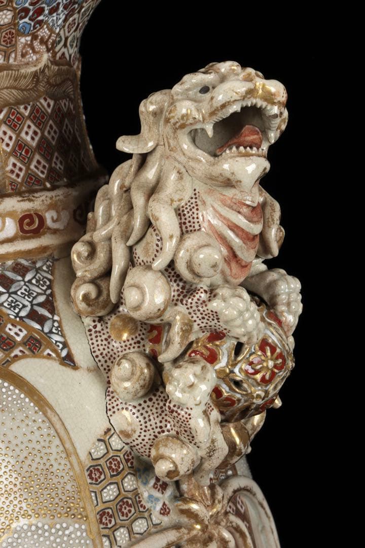 【極上薩摩焼】特大金襴手色絵 獅子　香炉 飾壺 陶器　骨董 古美術　アート　花瓶