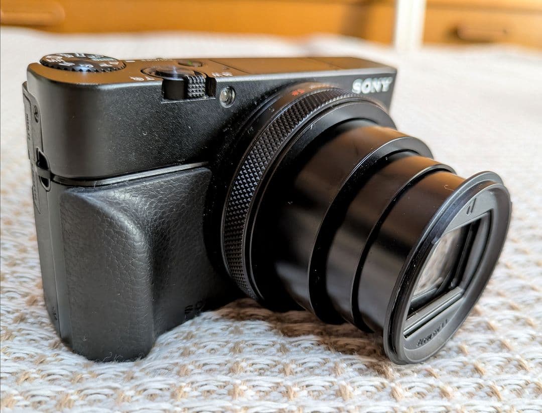 SONY RX100 Ⅵ コンパクトデジタルカメラおまけ付き