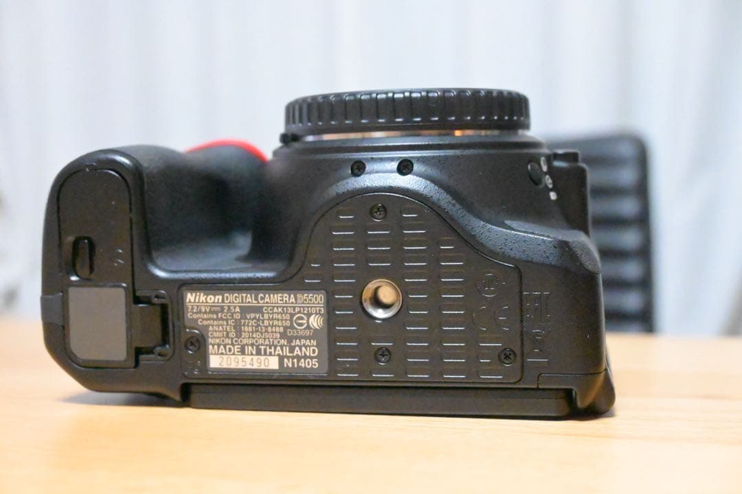 Nikon D5500 バッテリー付き　総ショット数5500回　おまけレンズ可能