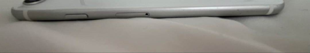 Apple iPhone SE2 64GB ホワイト SIMフリー