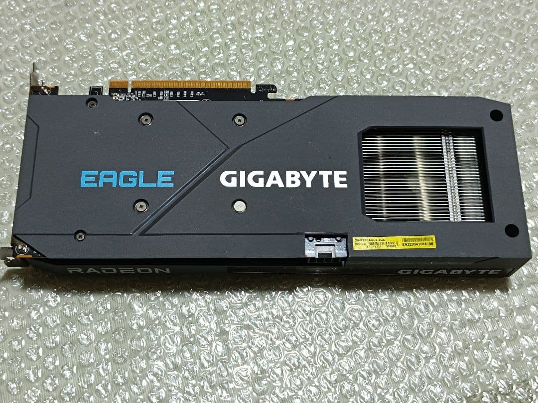GIGABYTE Radeon RX6600 8GB 【箱付き】