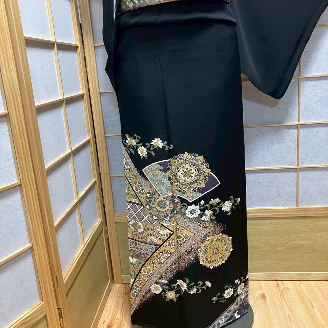 ［7192］［7207］黒留袖 美品 駒刺繍 金彩 比翼付 五つ紋沢瀉正絹着物袷