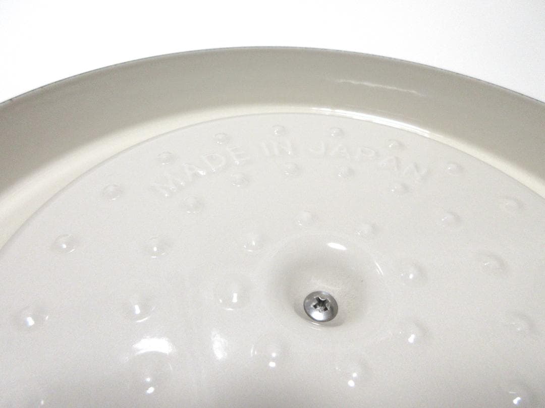 【極美品】VERMICULAR バーミキュラ 鋳物ホーロー鍋 26cm