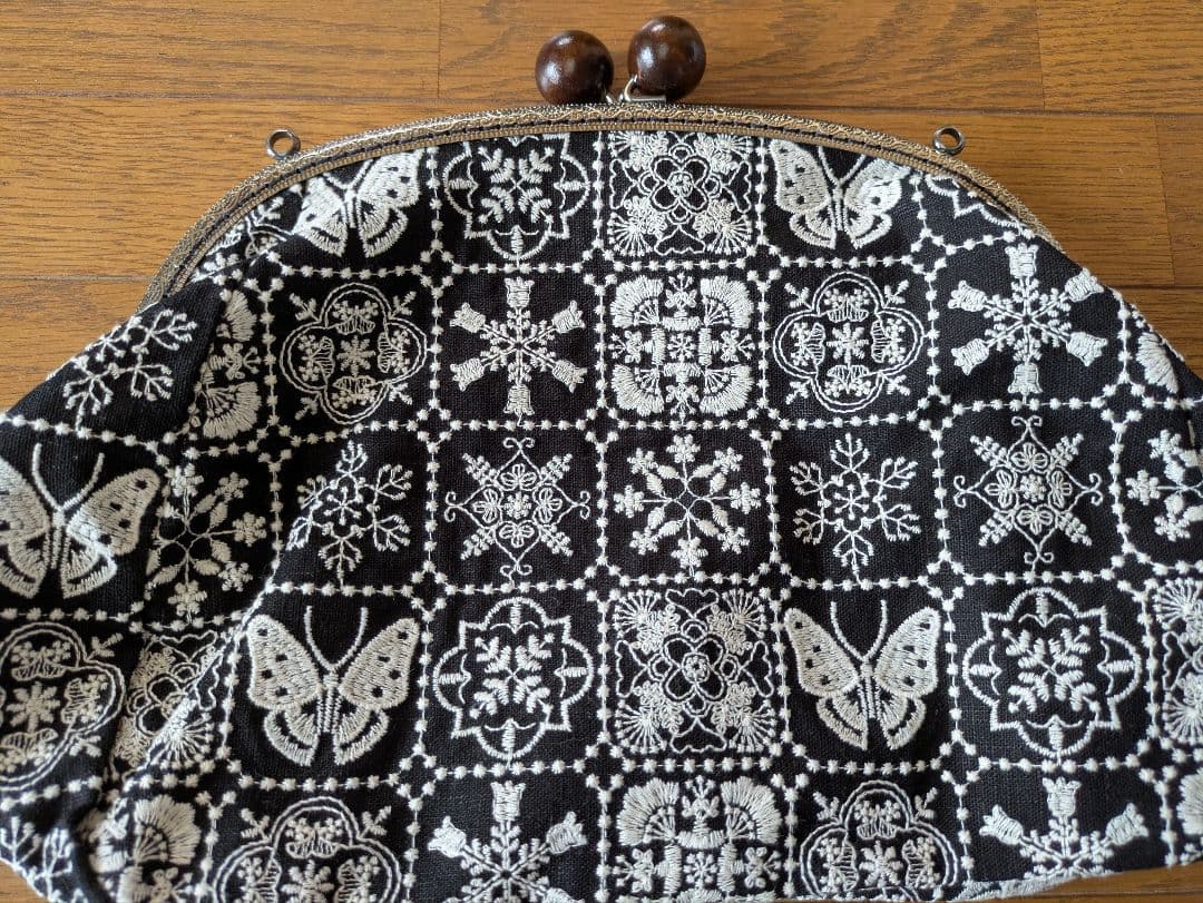 六角花結び編み山葡萄 籠かごバッグがま口ミナペルホネン