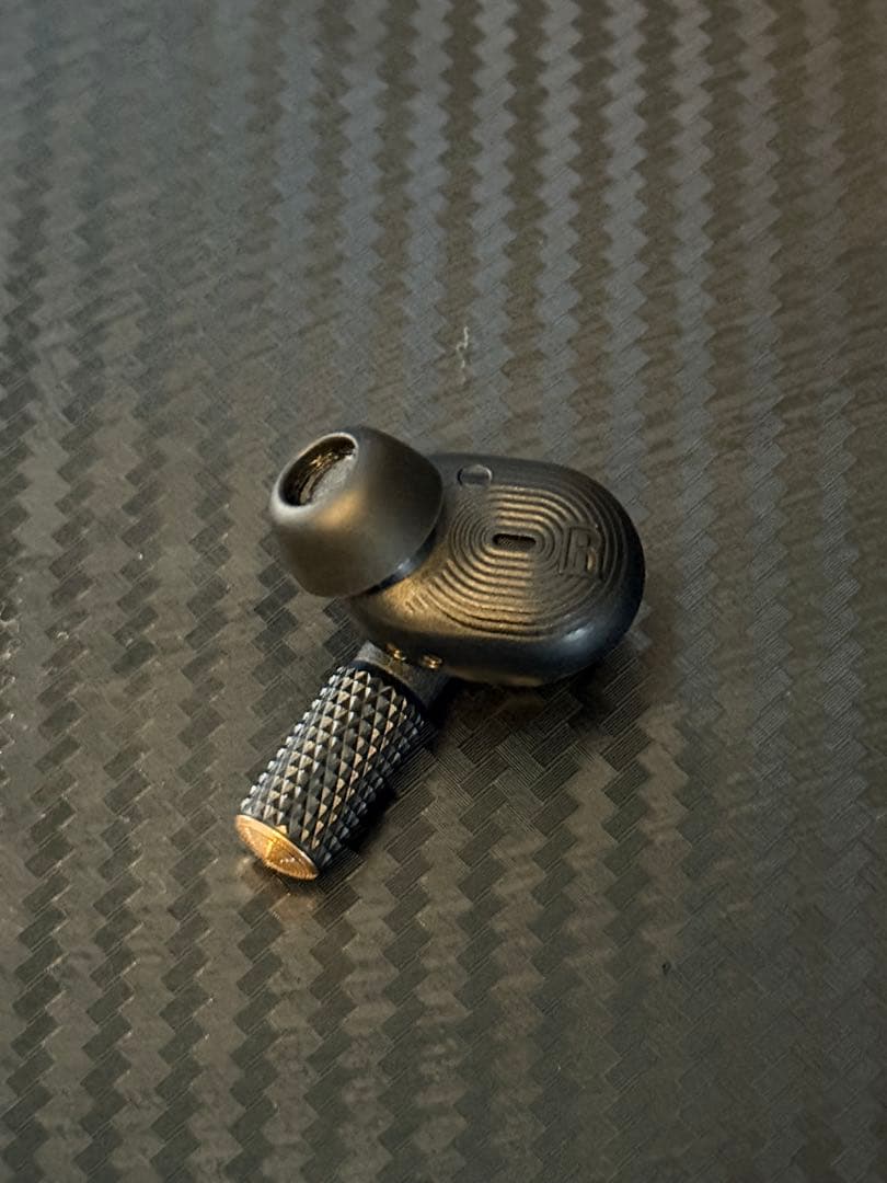 Marshall MOTIF Ⅱ A.N.C 右イヤホン