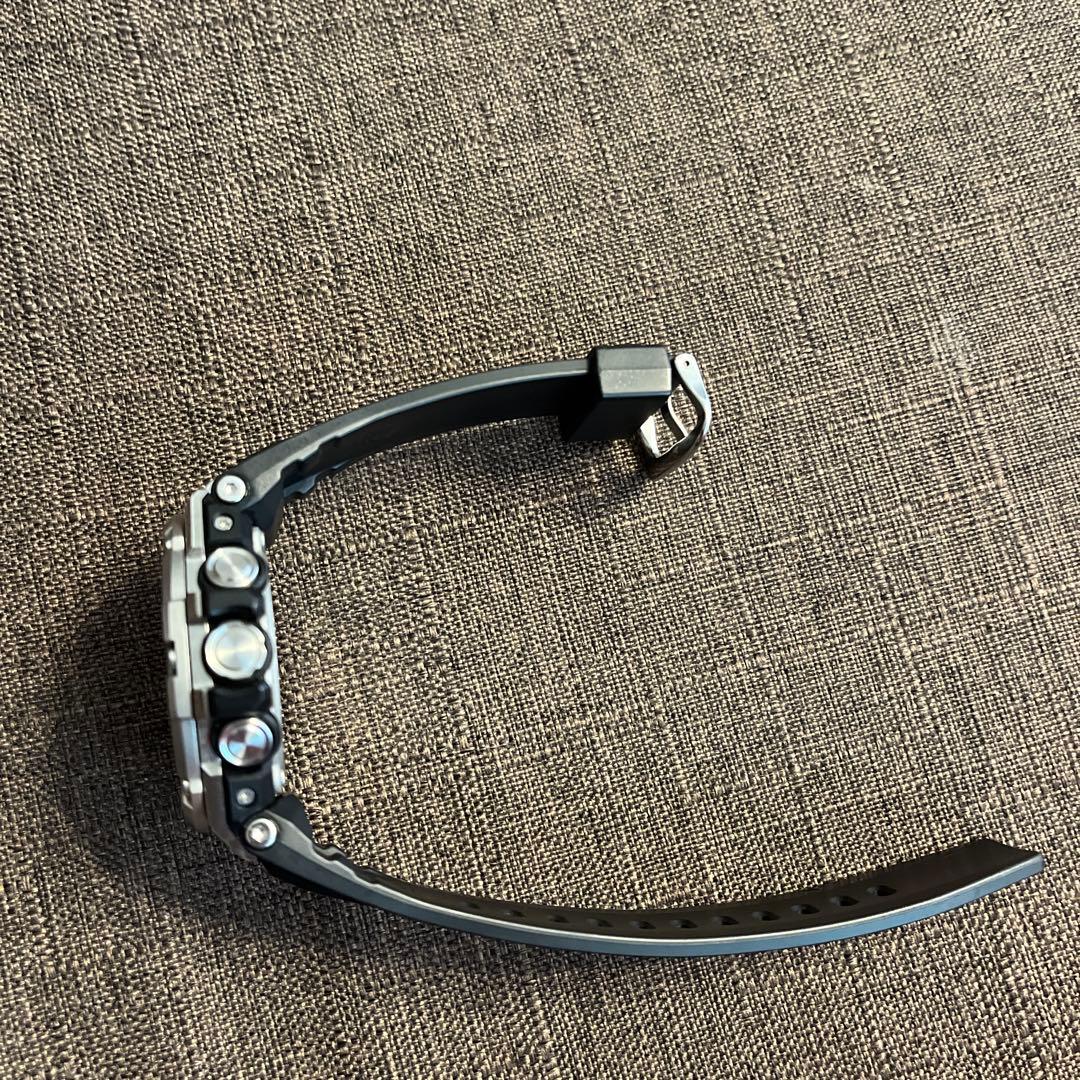 時計 G-SHOCK GST-B100