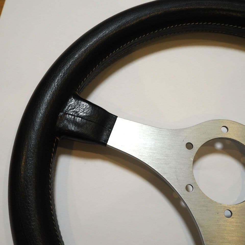 ＊*ん様 MOMO ステアリング ジャッキースチュワート