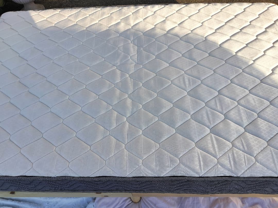 タンスのげん　セミダブルベッド　ニトリ　コイルマットレス　2点セット