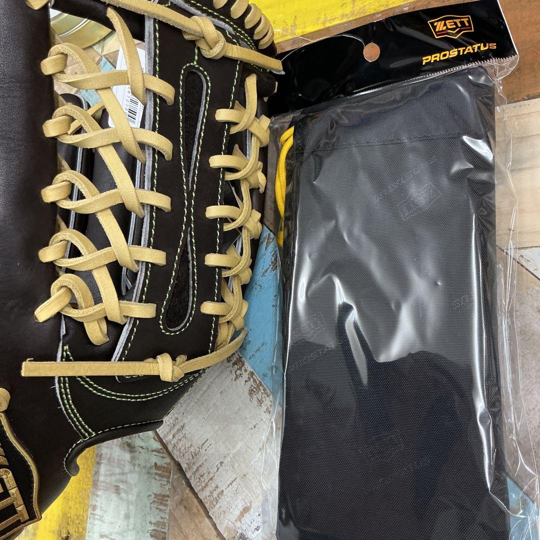 ゼットプロステイタス軟式外野手左用グローブ　ウエルダーラベル