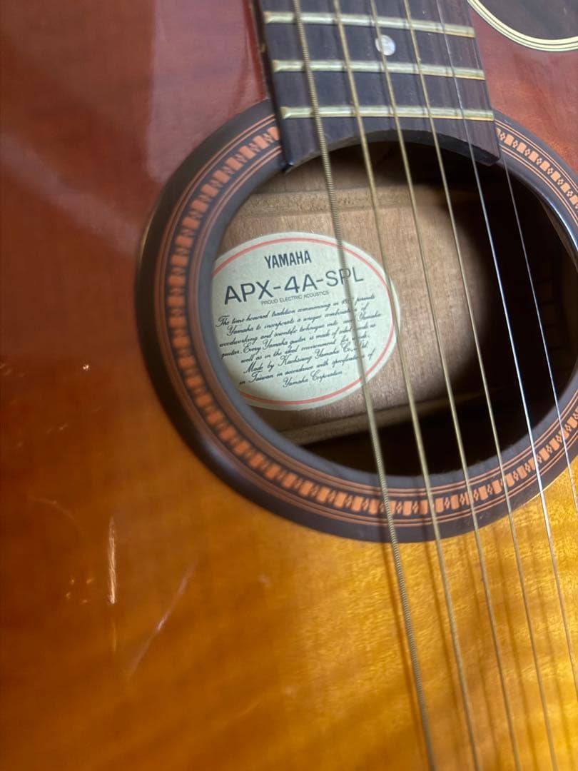 Yamaha APX-4A-SPLエレクトリックアコースティックギター