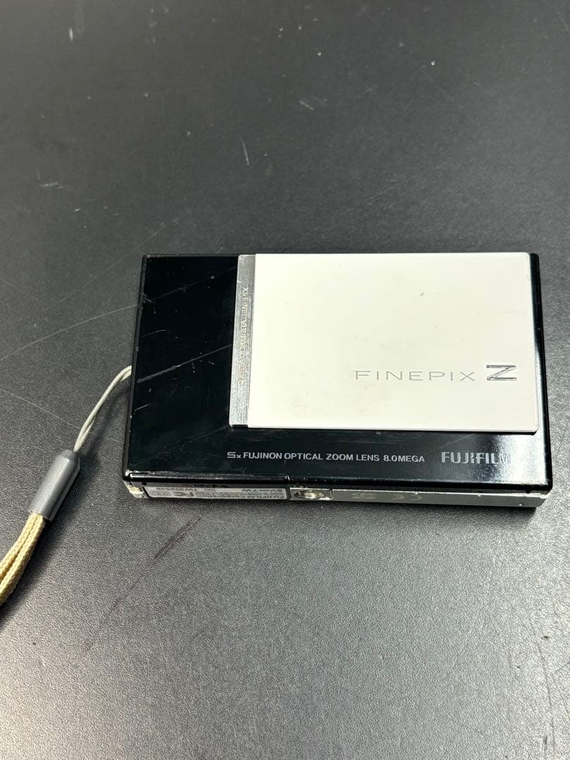 Fujifilm FinePix Z100fd 充電器付 富士フィルム デジカメ