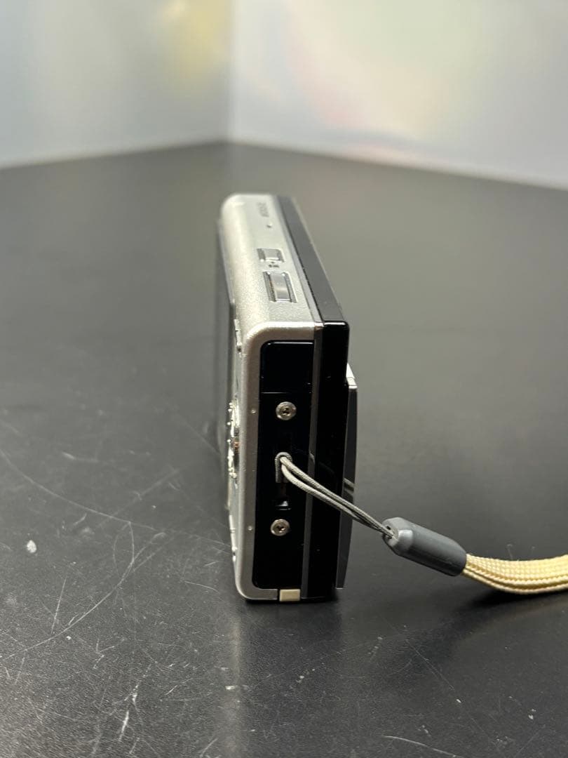 Fujifilm FinePix Z100fd 充電器付 富士フィルム デジカメ