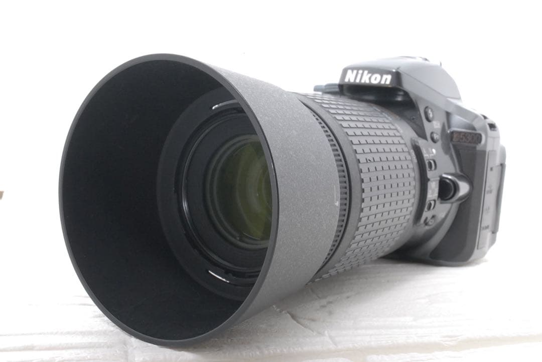 美品✨ Nikon D5300 ショット数994回 Wi-Fi搭載 グレー