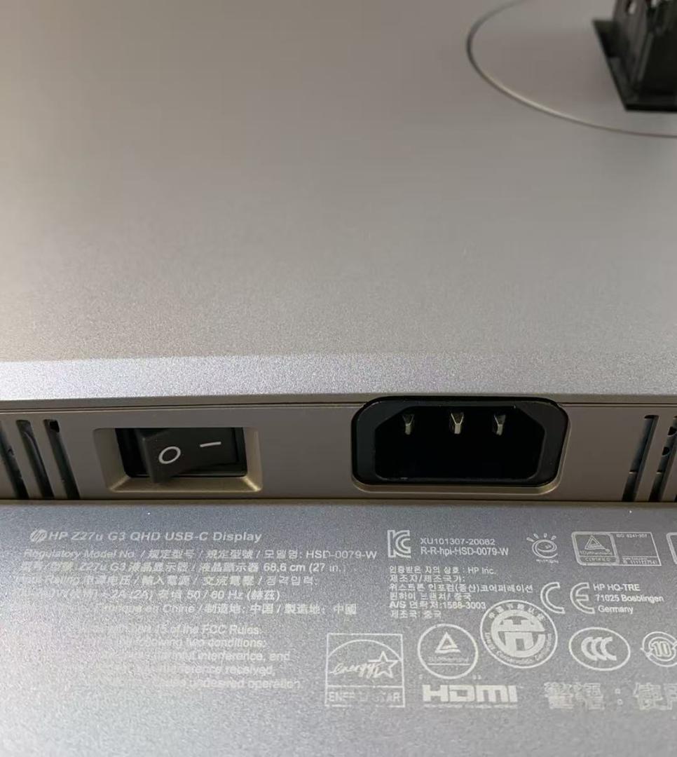 で*】様 HP Z27U G3 27インチ　液晶モニタ2K Type-C HDM