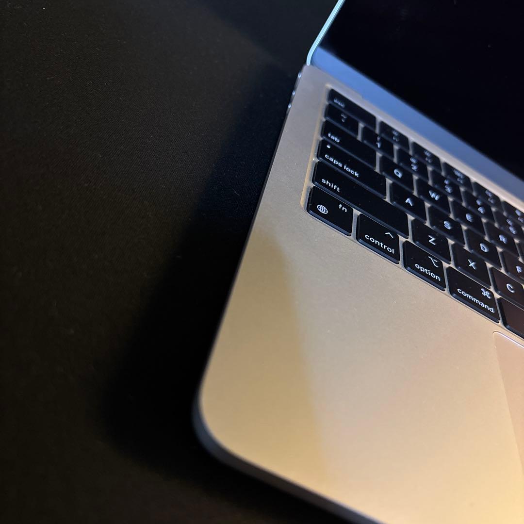 M2 MacBook Air USキーボード 【2025年2月購入】