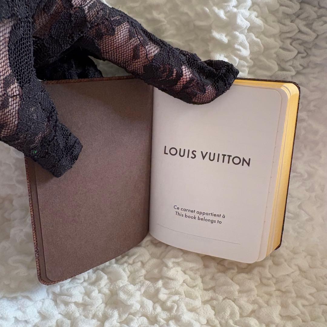 LOUIS VUITTON メモ帳