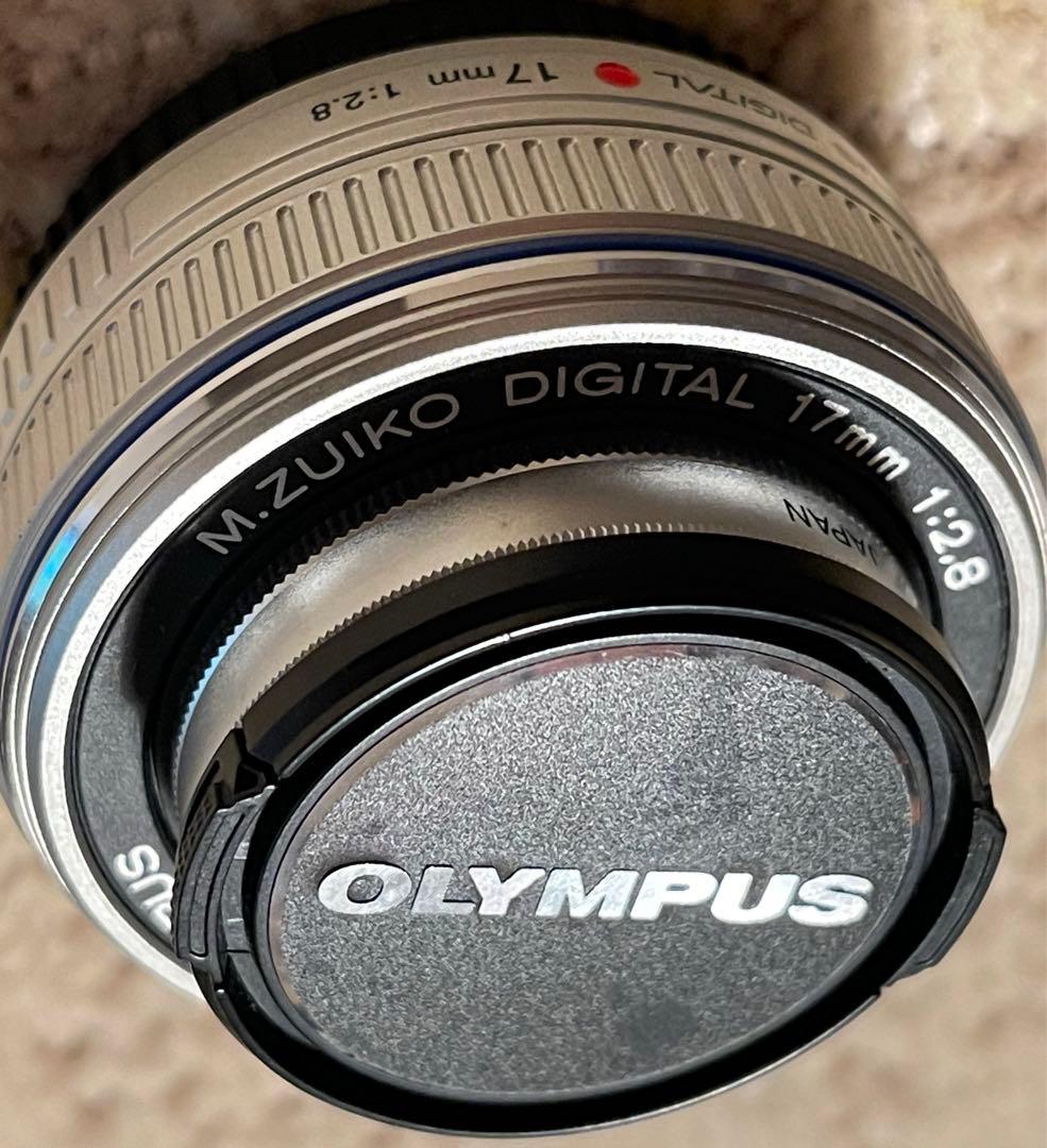 オリンパス OLYMPUS PEN E-P2本体＋レンズ2個＋バッテリー＋充電器