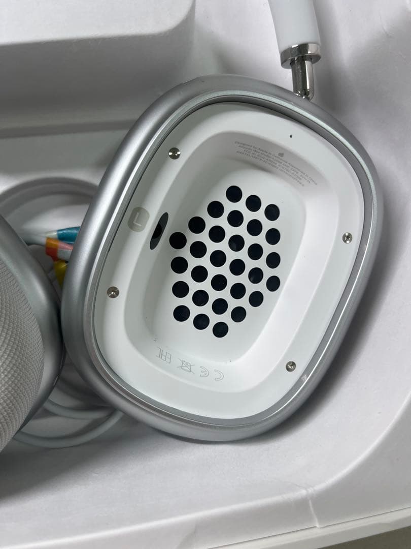 ヤ*ン様 l*a様 Apple AirPods Max シルバー 訳あり