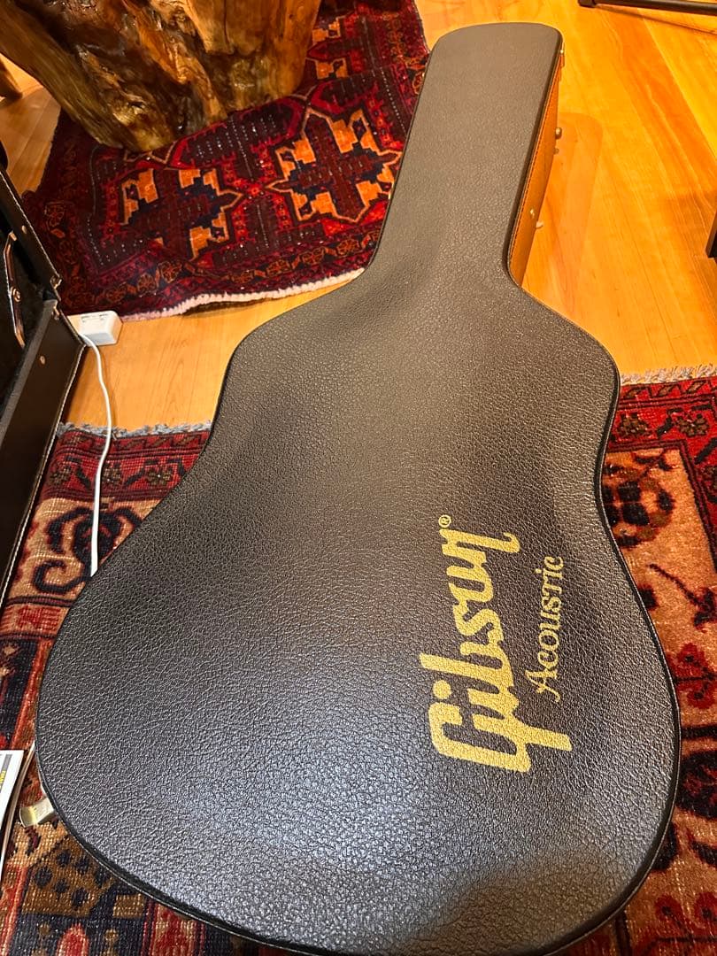 Gibson custom shop J-45 1960s ノーマルサドル