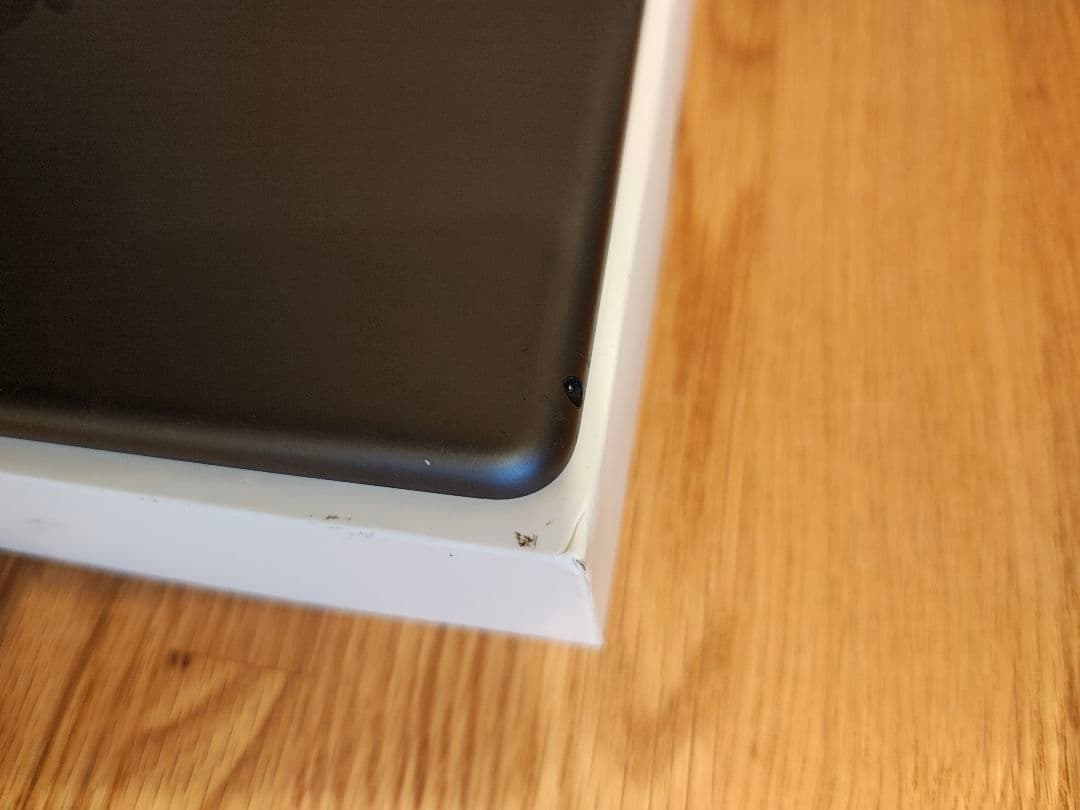 Apple iPad 第7世代（2019年モデル）32GB