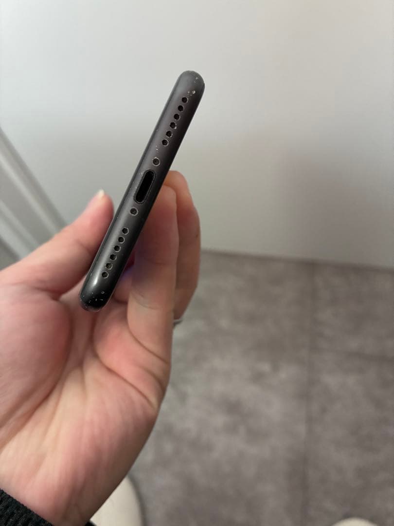 iPhone 8 本体 64GB 初期化済み SIMフリー