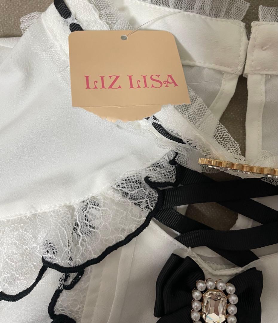 【新品未使用】3つリボンハートチョーカーブラウス‪‪ ホワイト×ブラック