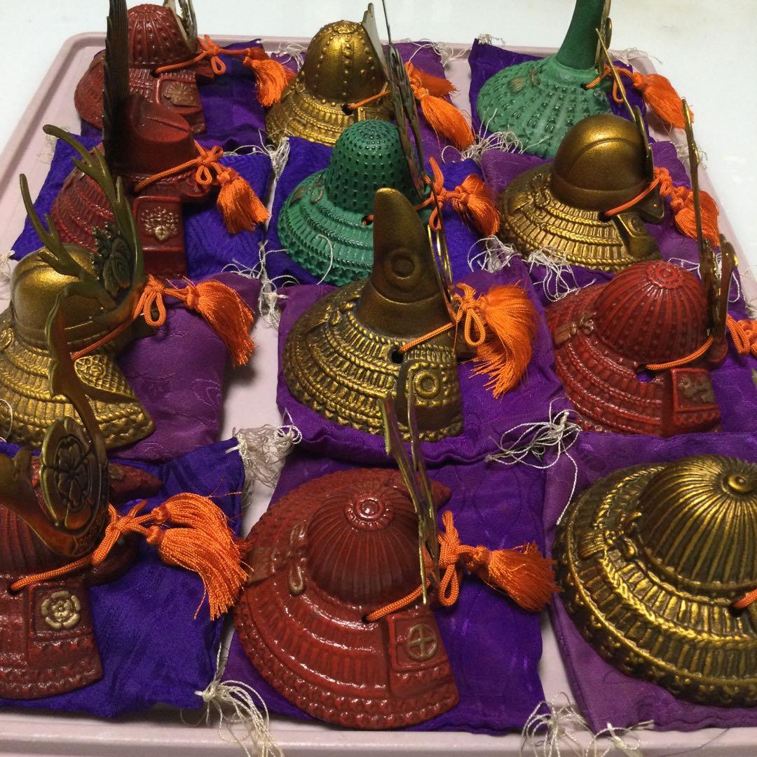 兜　置物　飾り　戦国武将兜13点