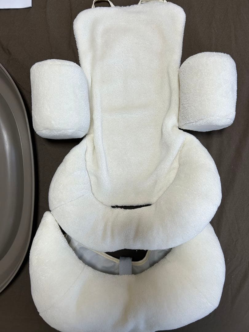 コンビ　ネムリラauto swing bedi eg ヘーゼルベージュ　電動