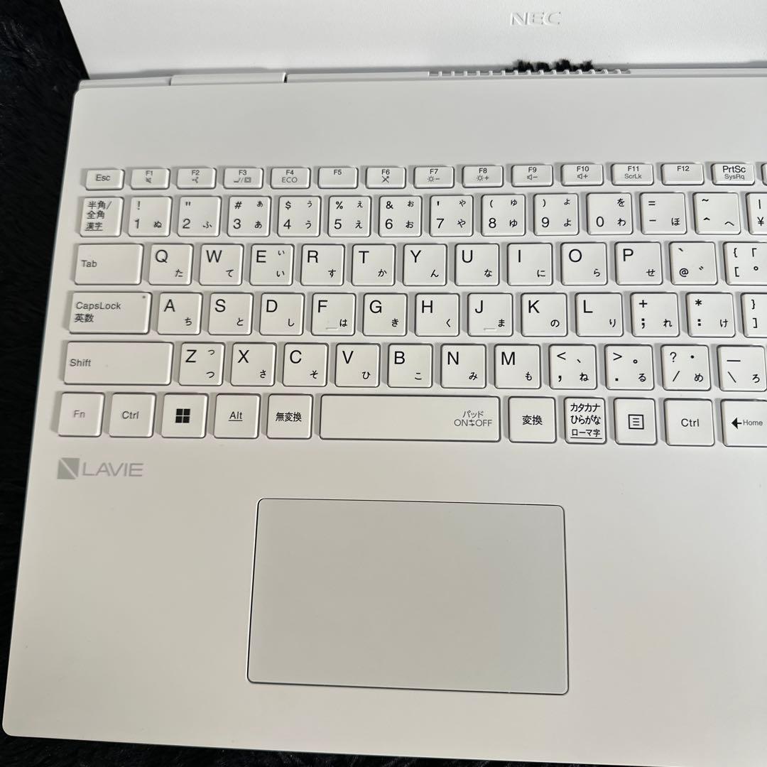 美品 NEC ノートPC PC-N153CEAW ホワイト LAVIE