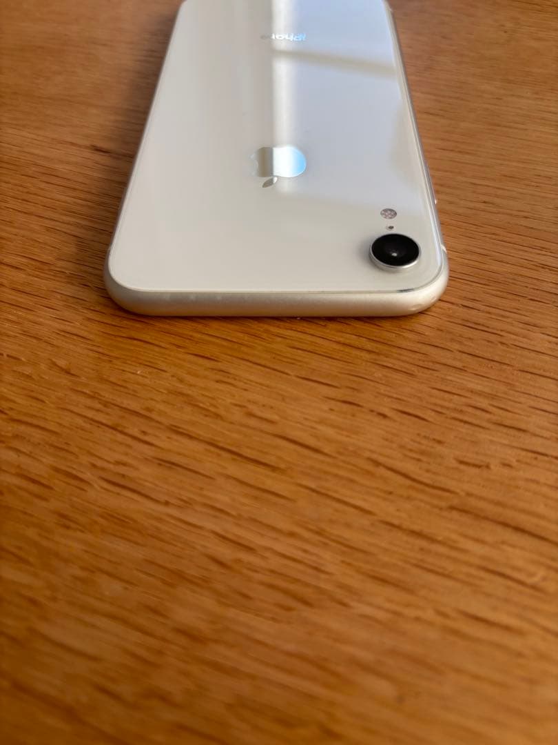 Apple iPhone XR ホワイト 本体 香港版