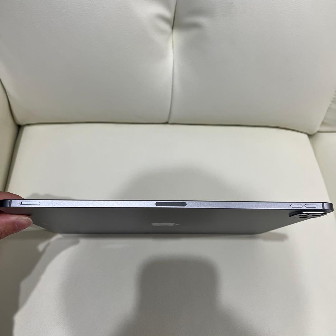 Apple Pencil付きiPad Pro 12.9インチ 第6世代 1TB