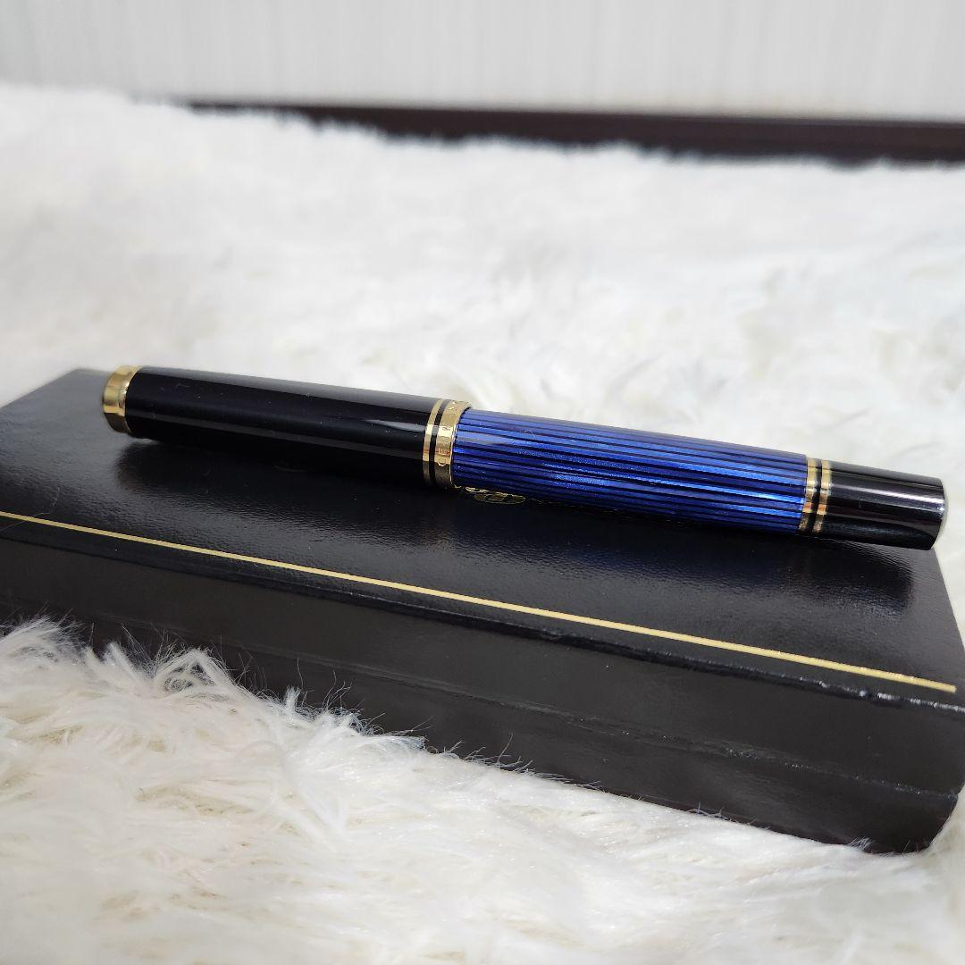 【ほぼ新品】ペリカン　ローラーボール　スーベレーン　Ｒ８００　青縞