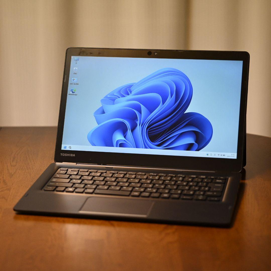 Dynabook D83/DN i3-8130U メモリ8GB SSD128GB