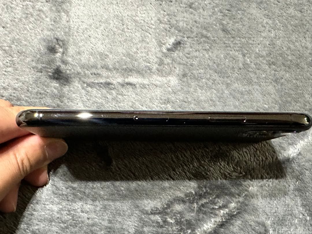 美品 iPhone 11 Pro 512GB スペースグレイ