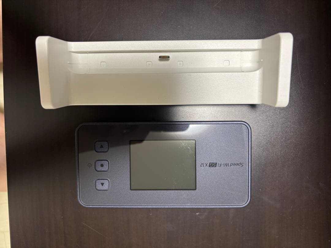 Speed Wi-Fi 5G X12 モバイルルーターグレードル付き