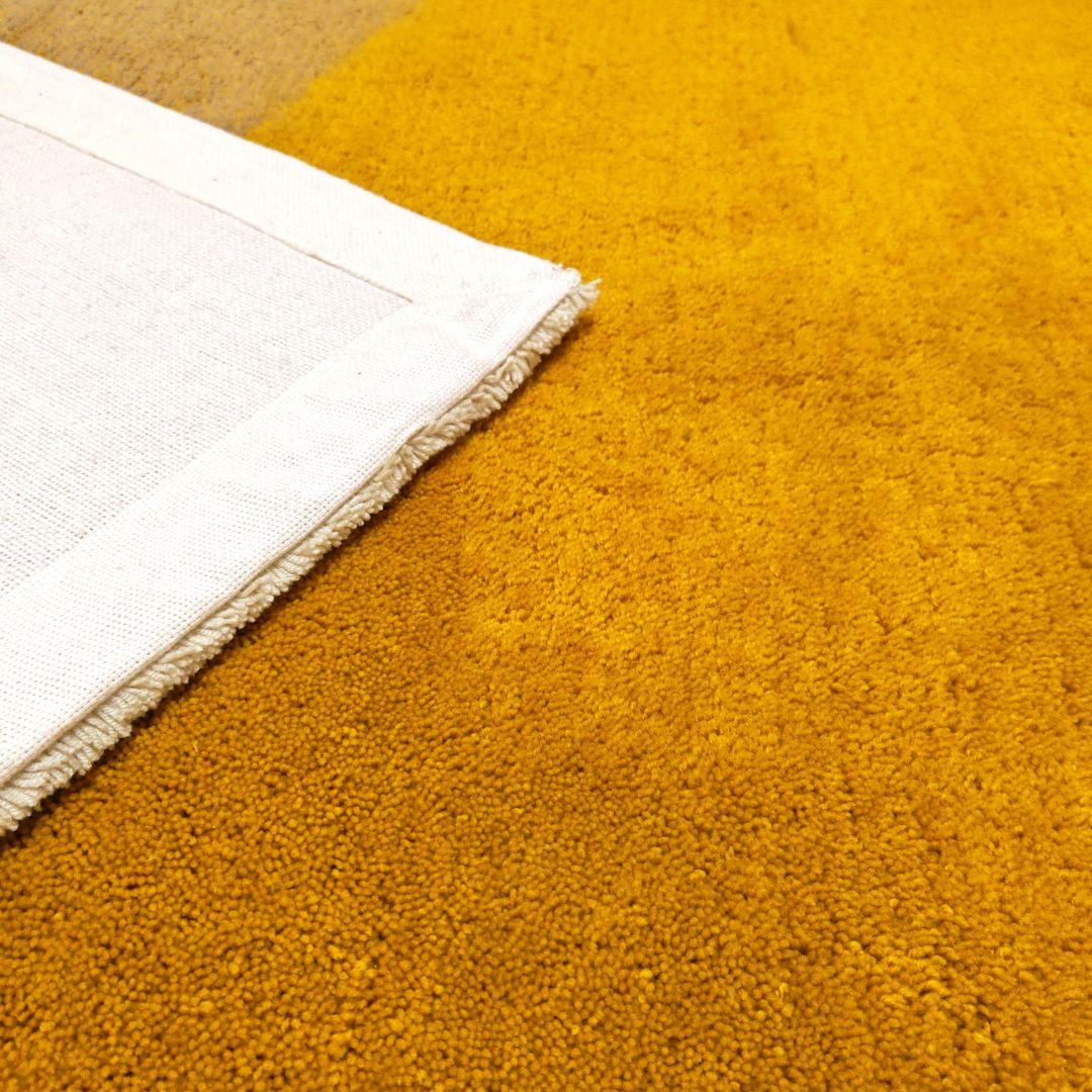 【美品】unico オーダーアクリルラグ MUSY(ムーイス)140×200cm