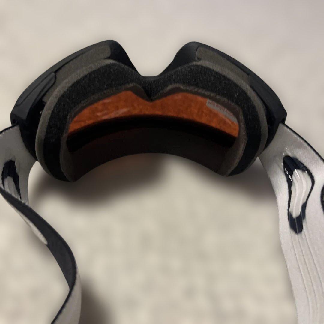 新品未使用タグ付き Oakley ゴーグル ミラーグリーンレンズ