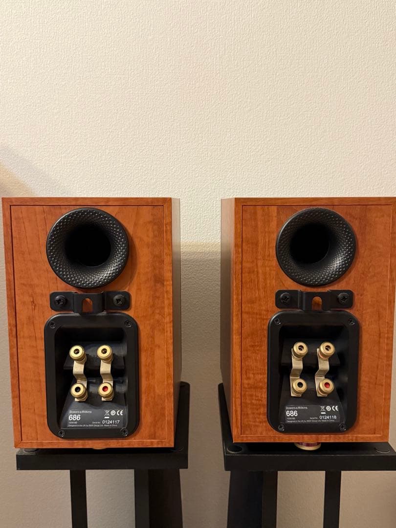 B&W(Bowers&Wilkins) 686 ブックシェルフスピーカー ペア