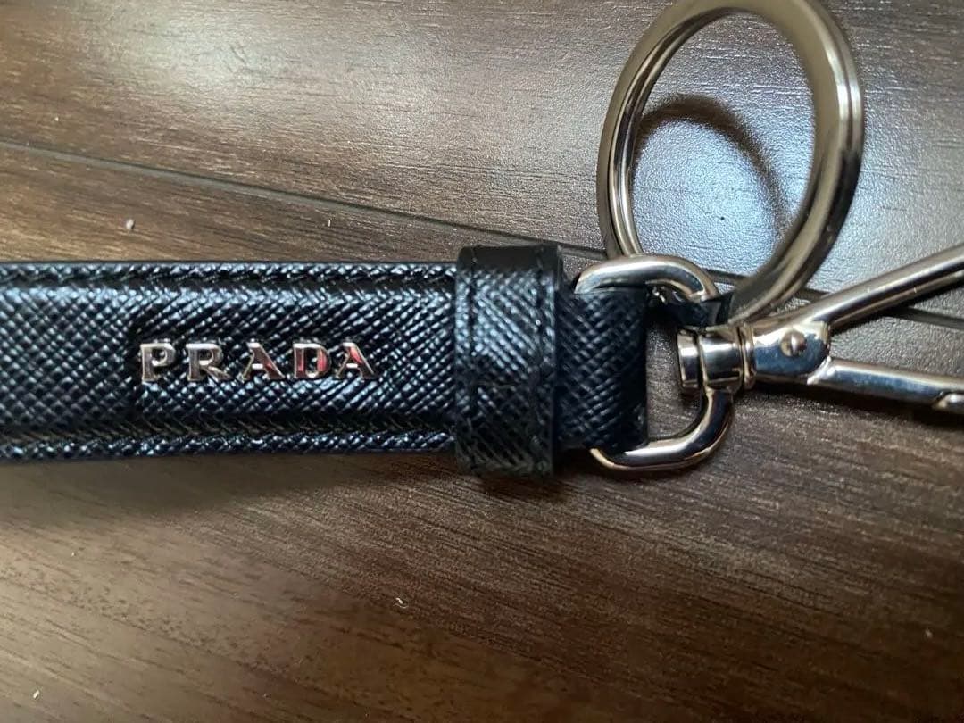 【箱付き】PRADA キーリング・ブラック　ナイロン