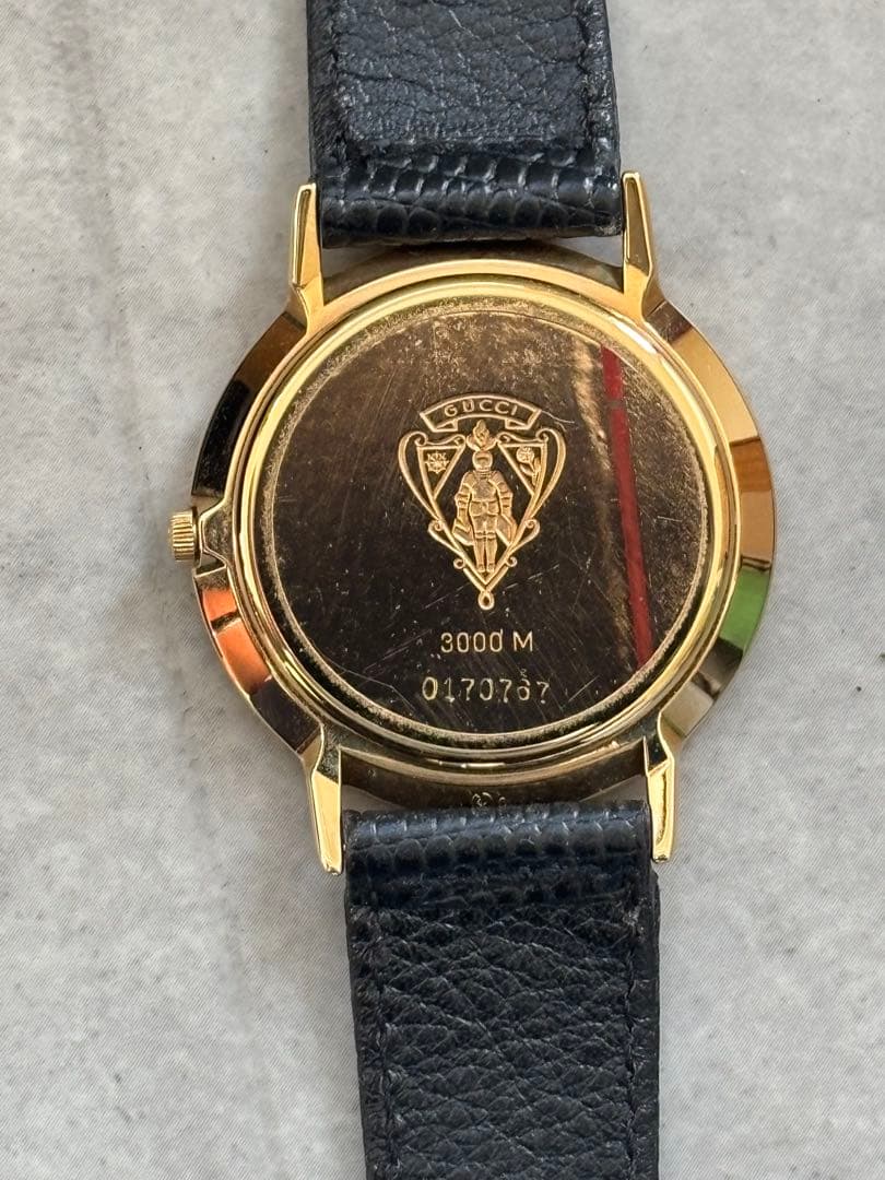 【稼働品】GUCCI 3000Mレディース 時計 ブラック/ゴールド