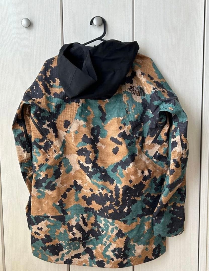 ⭐︎新品未使用⭐︎ザノースフェイス フューチャーライトエーキャドジャケット M
