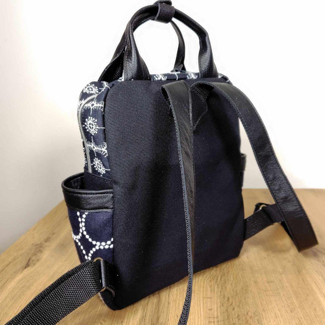 【専用】/タンバリンネイビー×アネモネ/ボストン型トートリュック本革黒