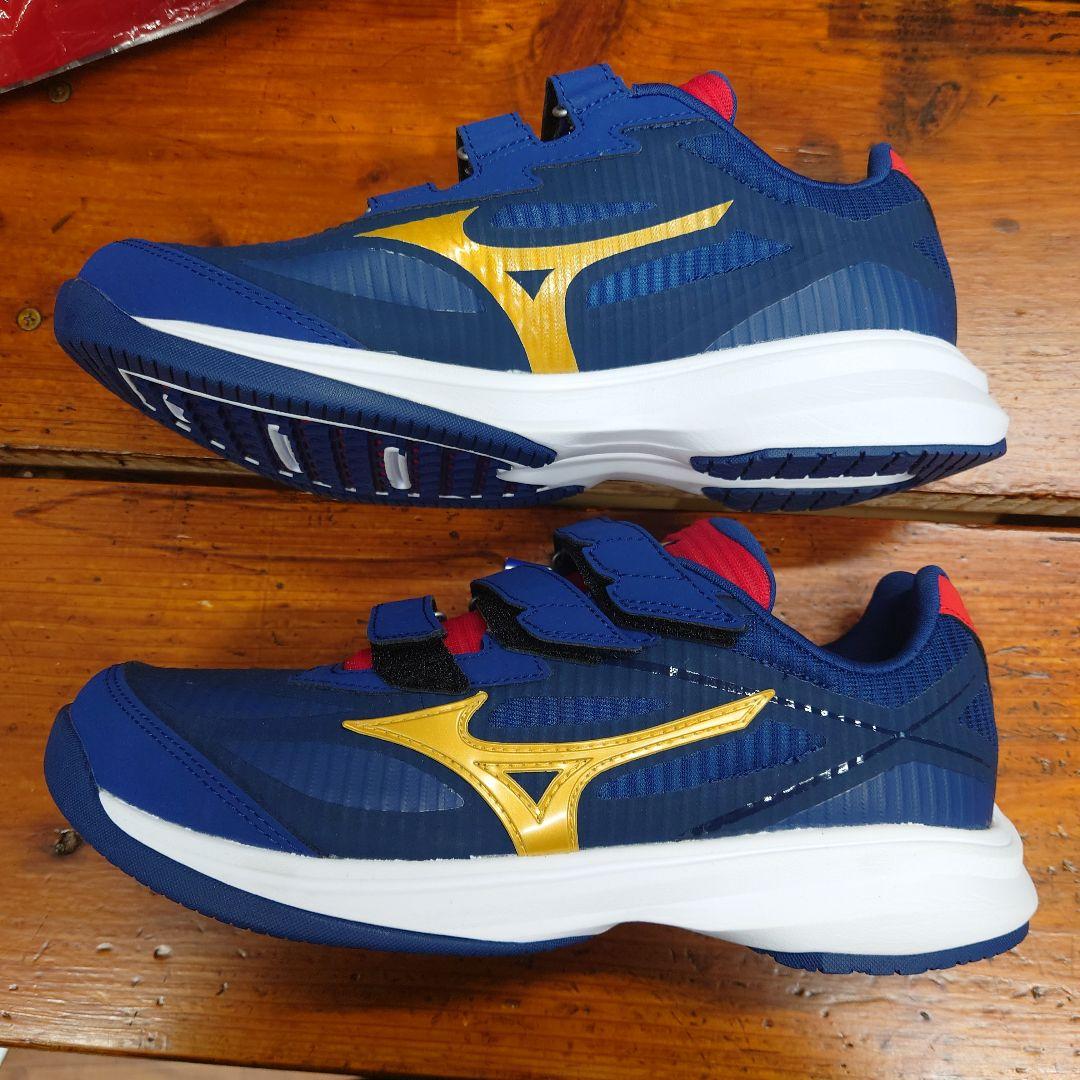 【未使用】定価￥15400　ミズノウエーブライトレボエリート 26.0cm